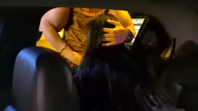 Упоротый руки базуки ебет в рот дешевую шлюху: 1:09