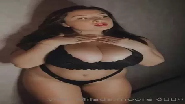 セクシー Miladaムーア揺れ大きなmilks: 1:21