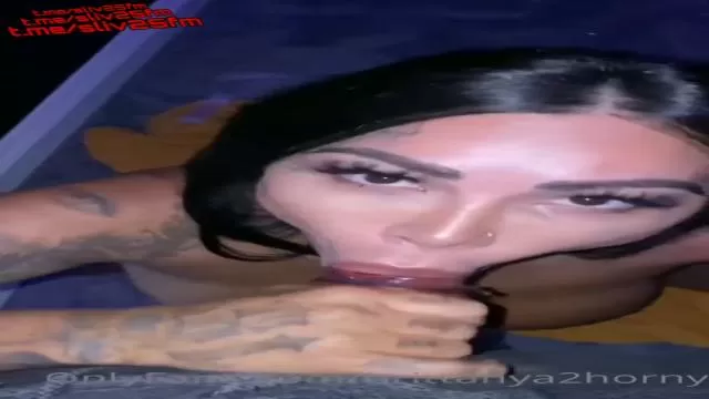 Britannia Razavi吸コックの前にカメラ: 6:49